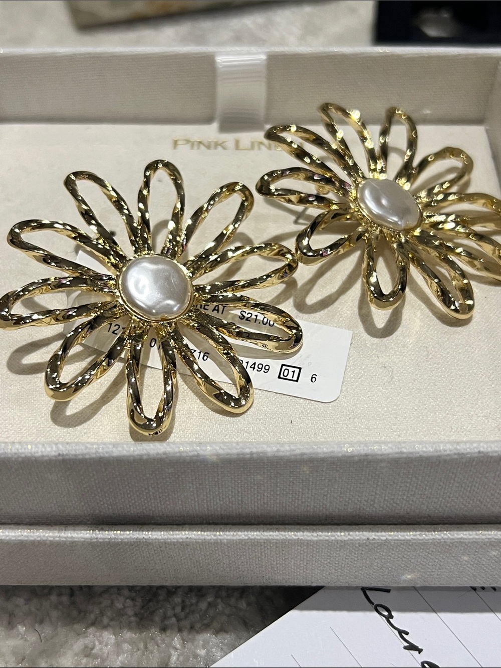 Gold Wire Flower Pearl Center Earrings